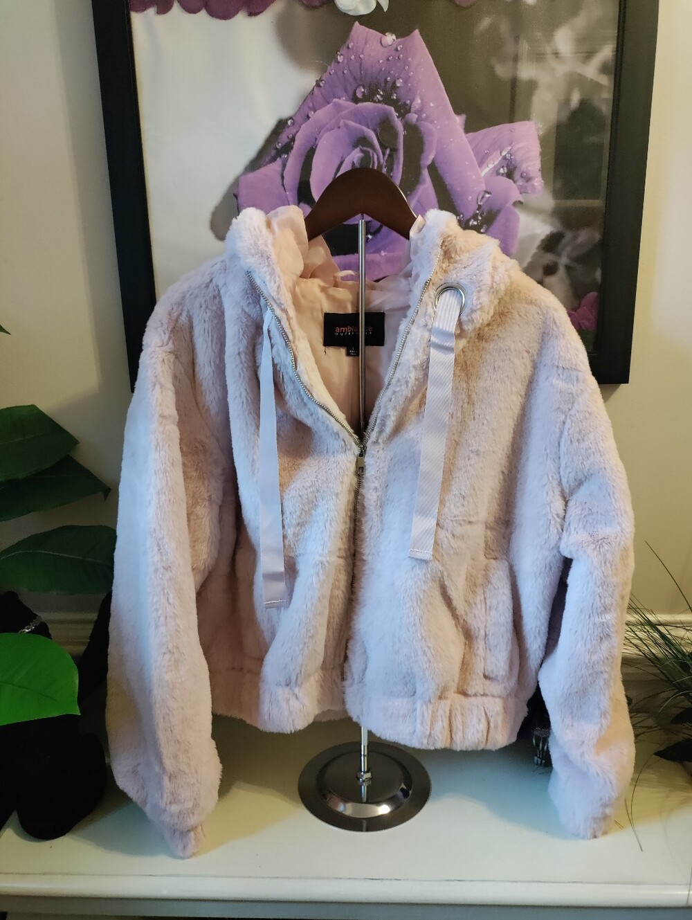 NWOT Ambiance Outerwear Blush Pink Faux Fur Hooded Jacket – Women's Size Large